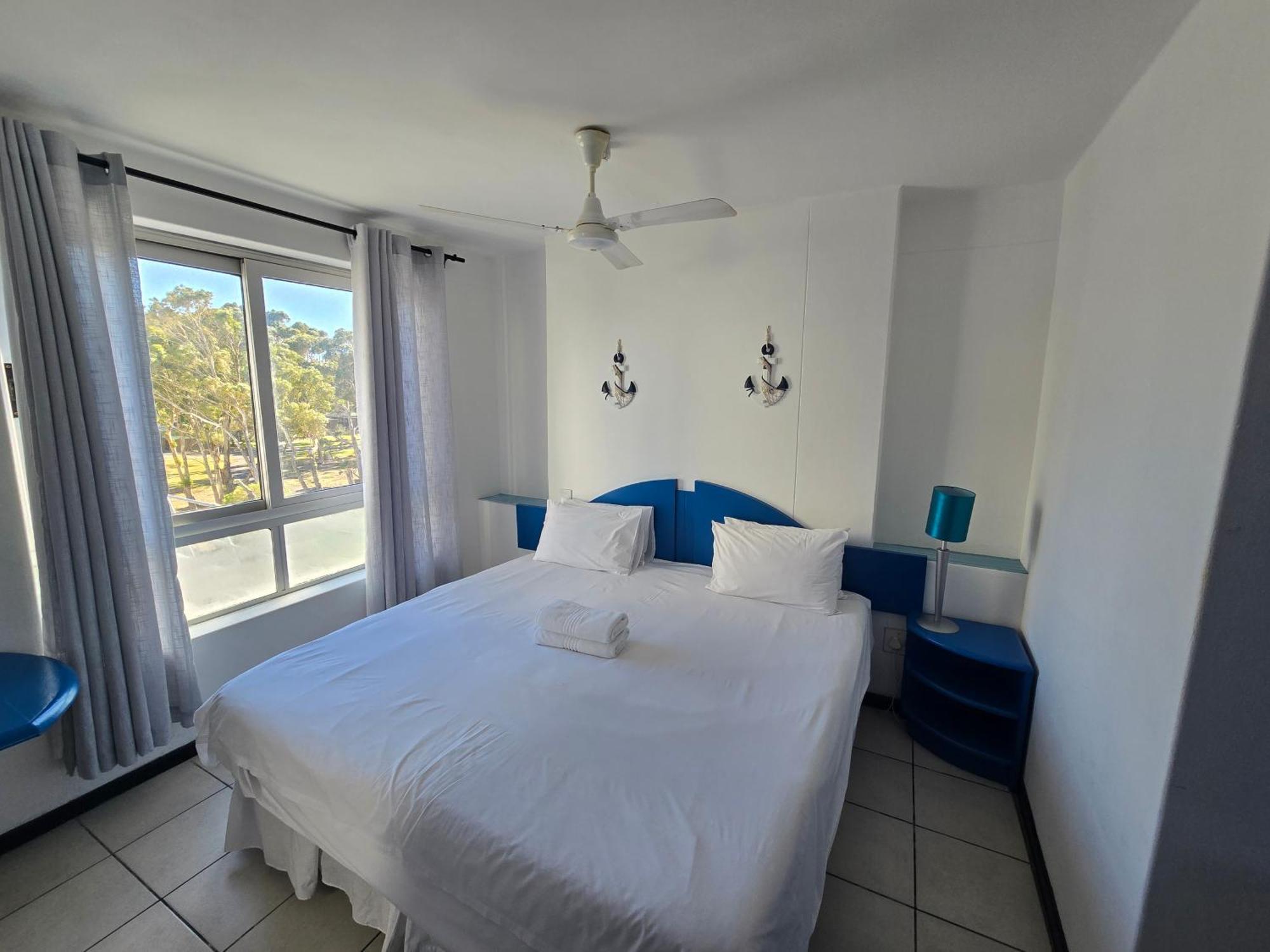 False Bay Inn Strand Extérieur photo