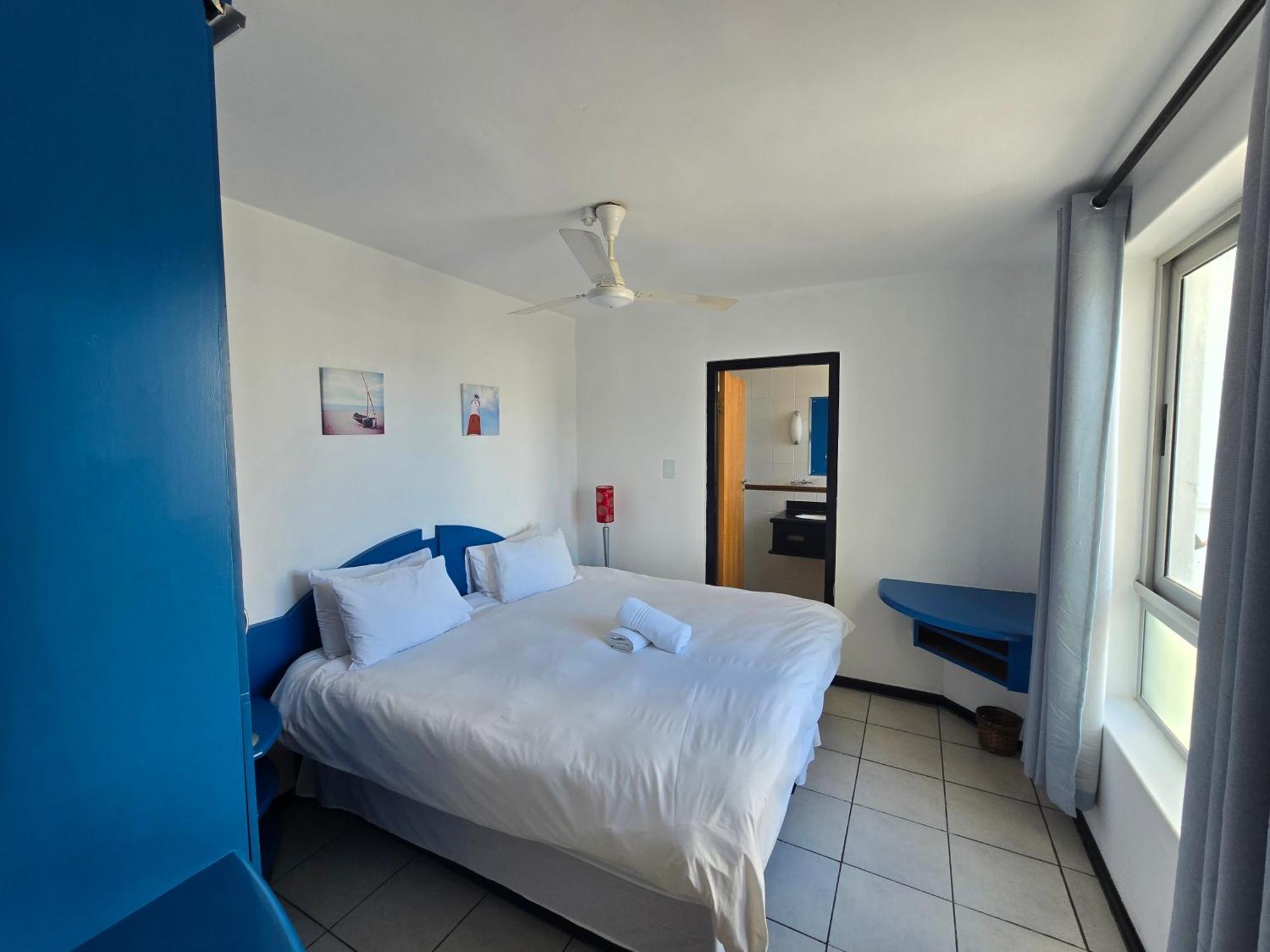False Bay Inn Strand Extérieur photo